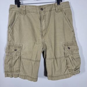 Levi’s Men’s Khaki Cargo Shorts Size 36 Utility Pockets